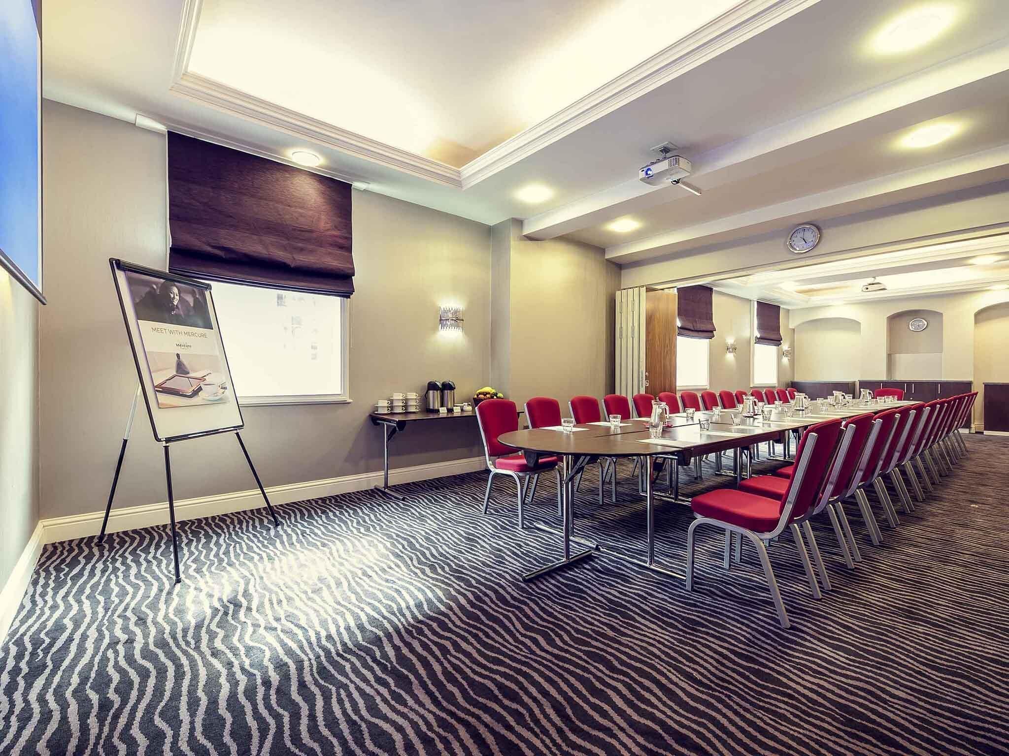 Meeting facility