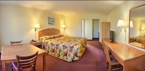 Zimmersafe, Schreibtisch, Bügeleisen/Bügelbrett, Bettwäsche