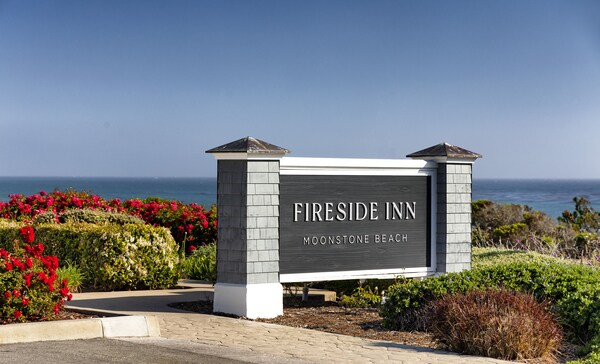 Fireside Inn On Moonstone Beach - Cambria, CA