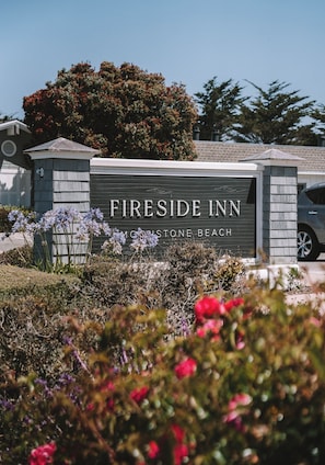 Front of property - Fireside Inn on Moonstone Beach (Cambria)