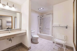 Zimmer, 1 King-Bett, barrierefrei, Nichtraucher | Badezimmer