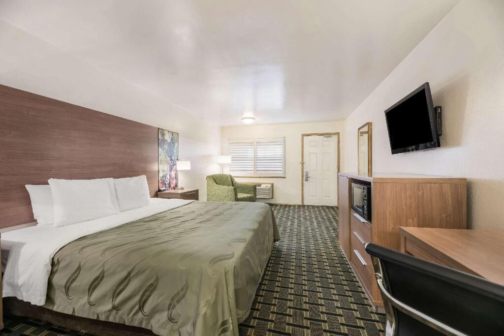 In-room safe, desk, laptop workspace, blackout drapes