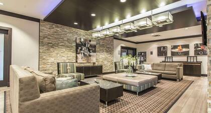 Quattro Hotel & Conf. Centre, an Ascend Collection Hotel