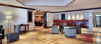 DoubleTree by Hilton Lisle Naperville