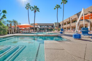 Outdoor spa tub -  Scottsdale Parkview Resort (Scottsdale)