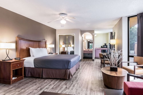 Econo Lodge Gainesville Downtown Area