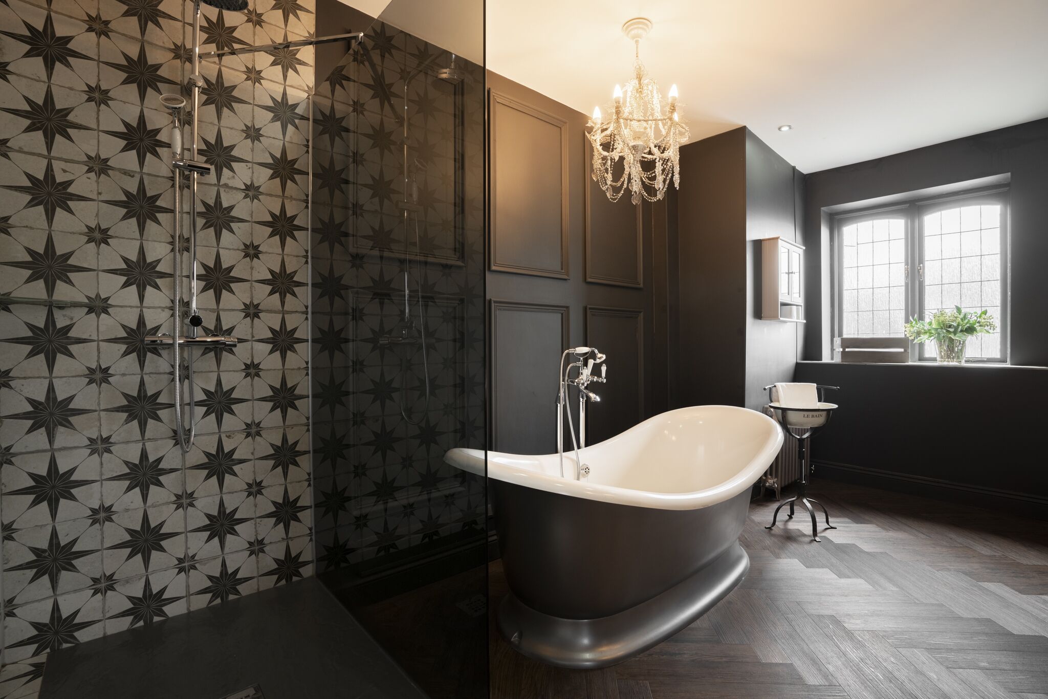 romantic suite | bathroom | combined shower/bathtub, hair dryer, towels