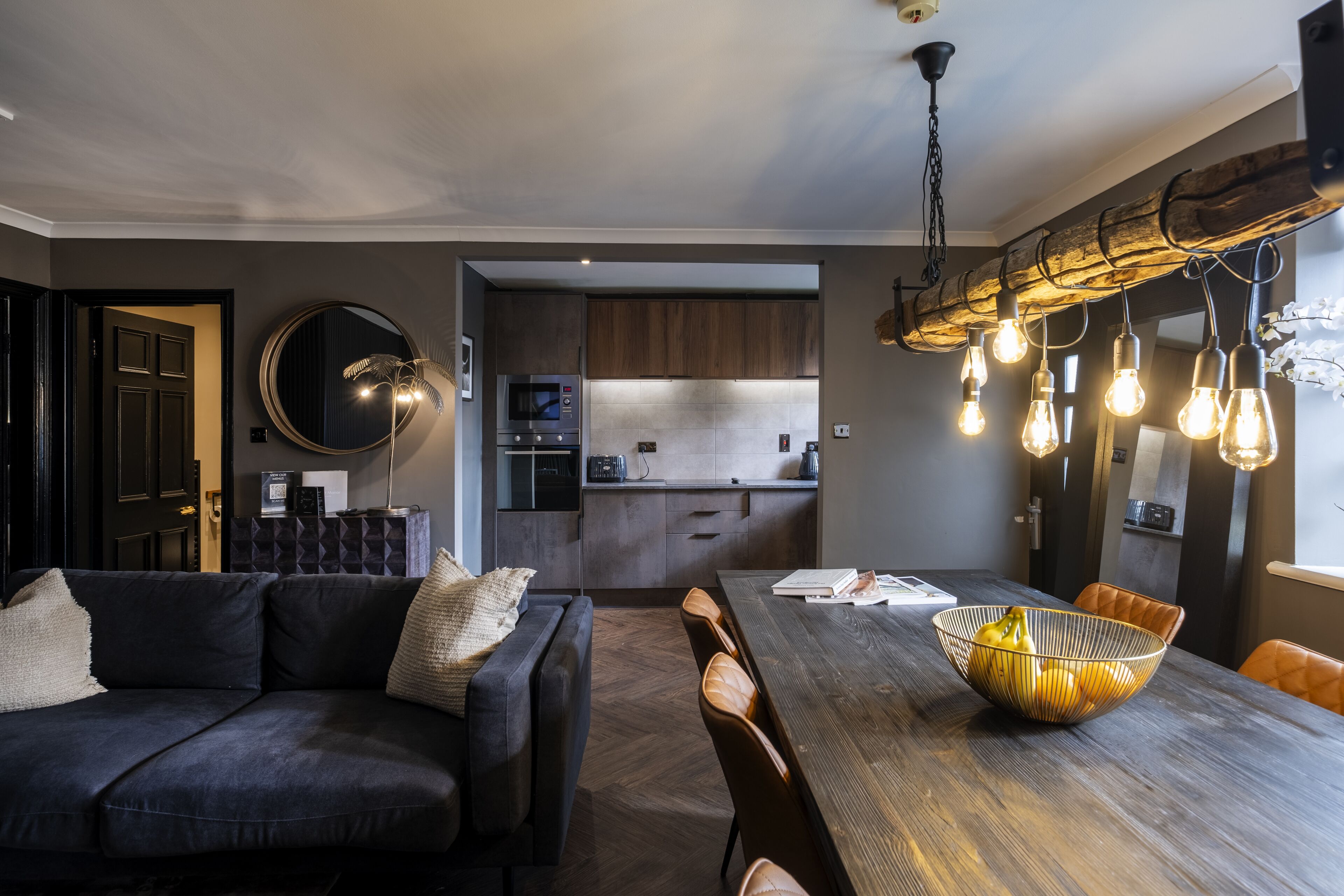 deluxe cottage | living area | tv