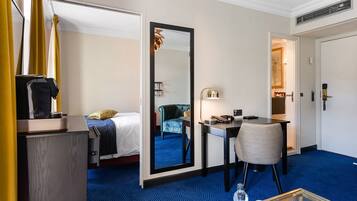 Junior-sviitti | 1 makuuhuone, minibaari, tallelokero huoneessa, työpöytä