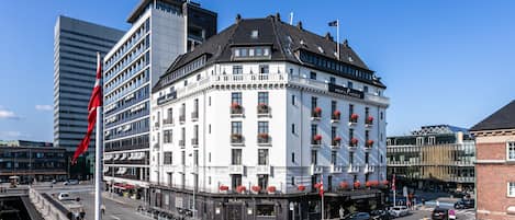 Fachada de la propiedad