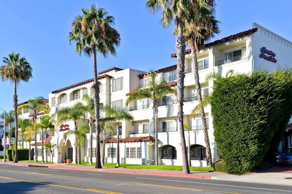 Exterior - Hampton Inn & Suites San Clemente (San Clemente)