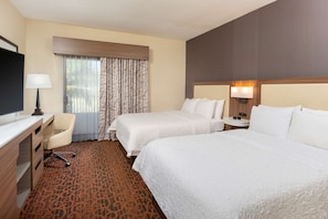 Two Double Bed Suite | Premium bedding, in-room safe, desk, blackout drapes - Hampton Inn & Suites San Clemente (San Clemente)