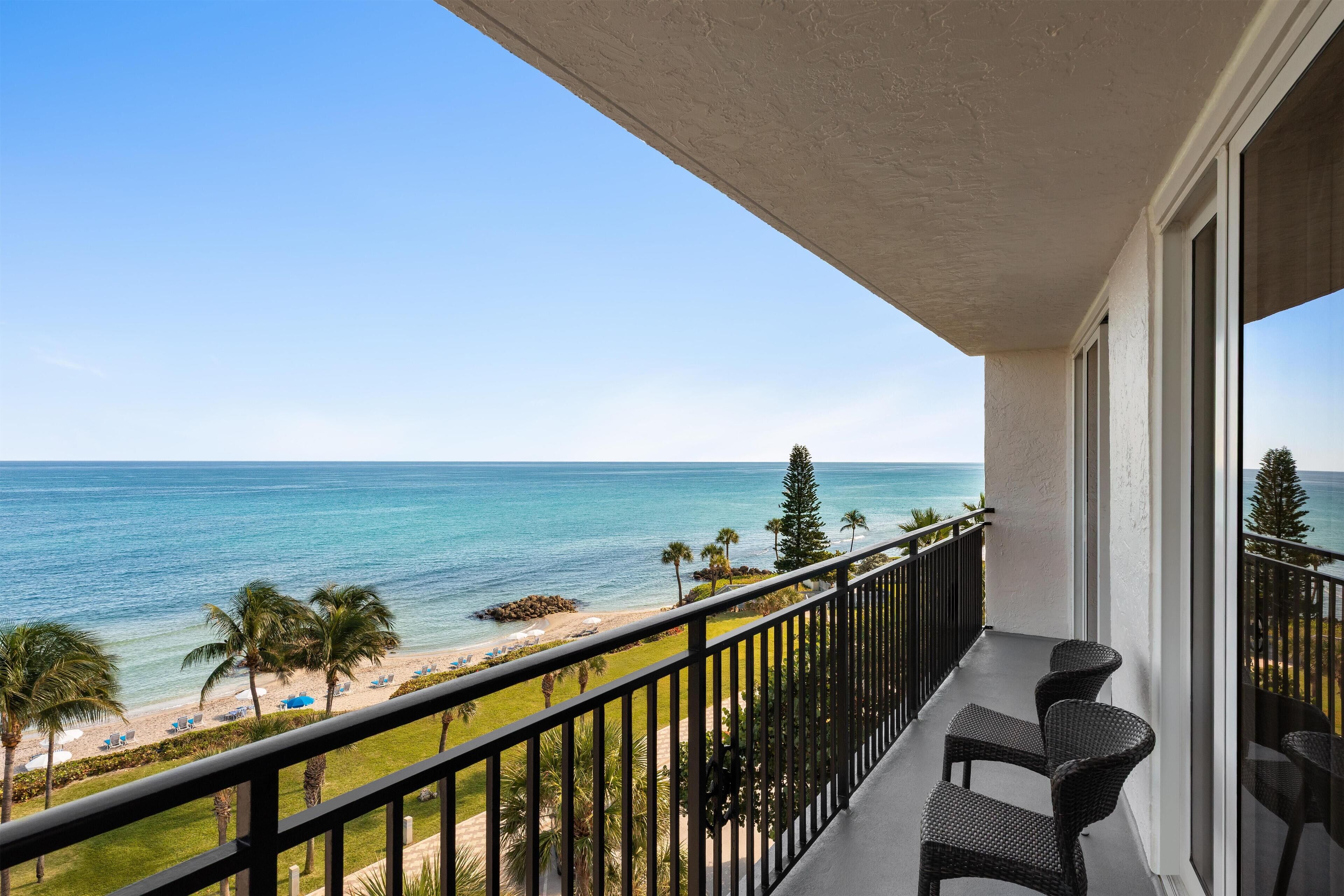 Deluxe Suite, 1 King Bed, Oceanfront, Corner Wraparound Balcony | View from room