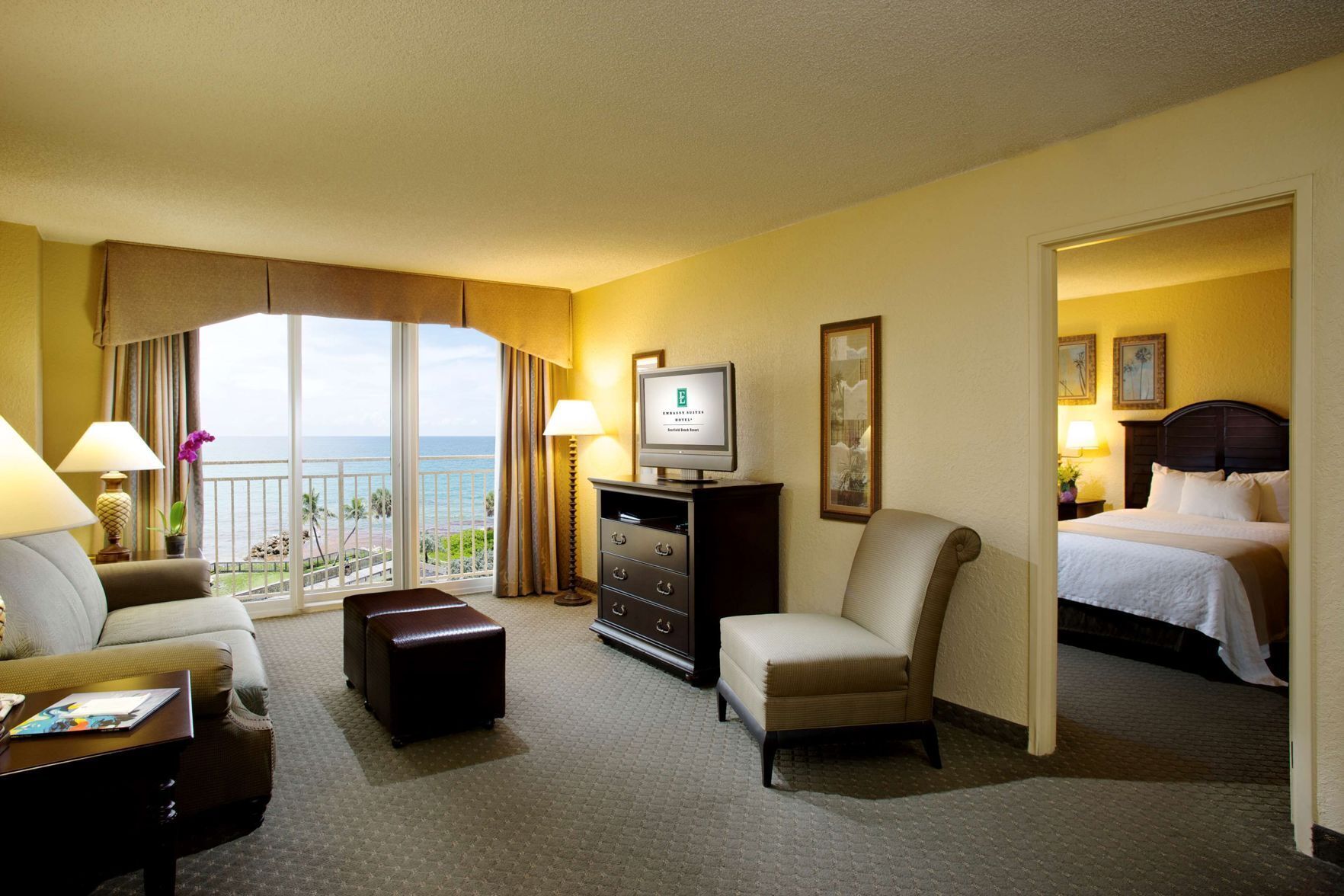 1 bedroom, premium bedding, in-room safe, laptop workspace
