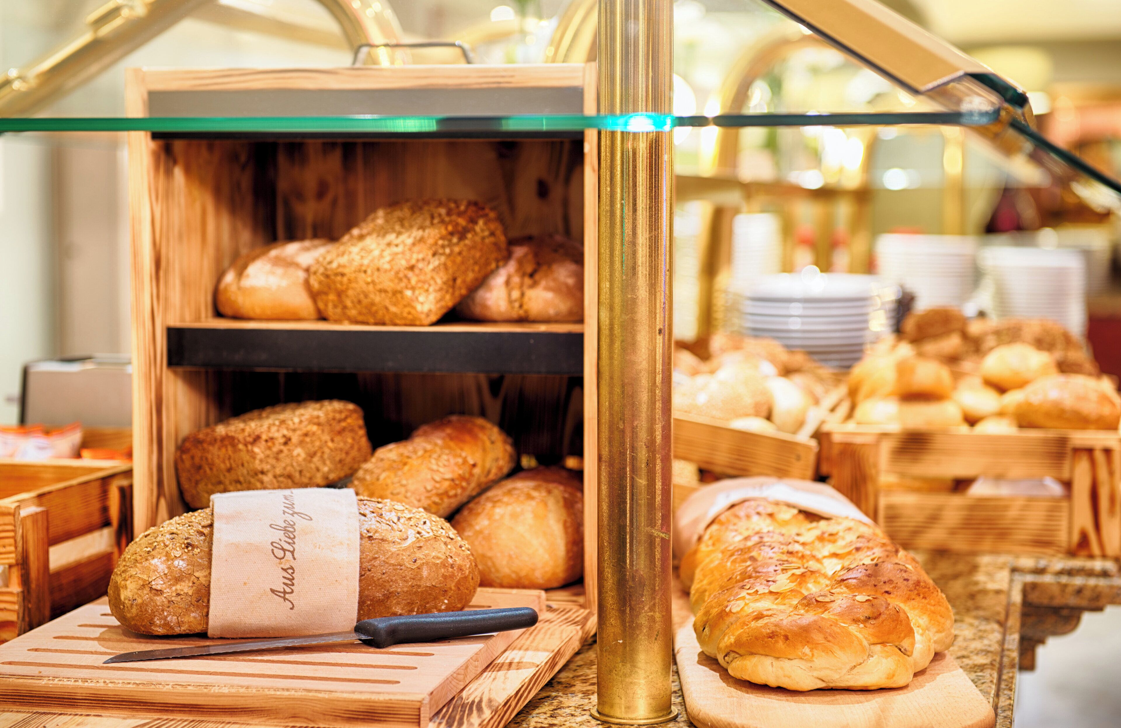 daily buffet breakfast (eur 17 per person)