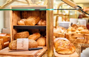 Daily buffet breakfast (EUR 17 per person)