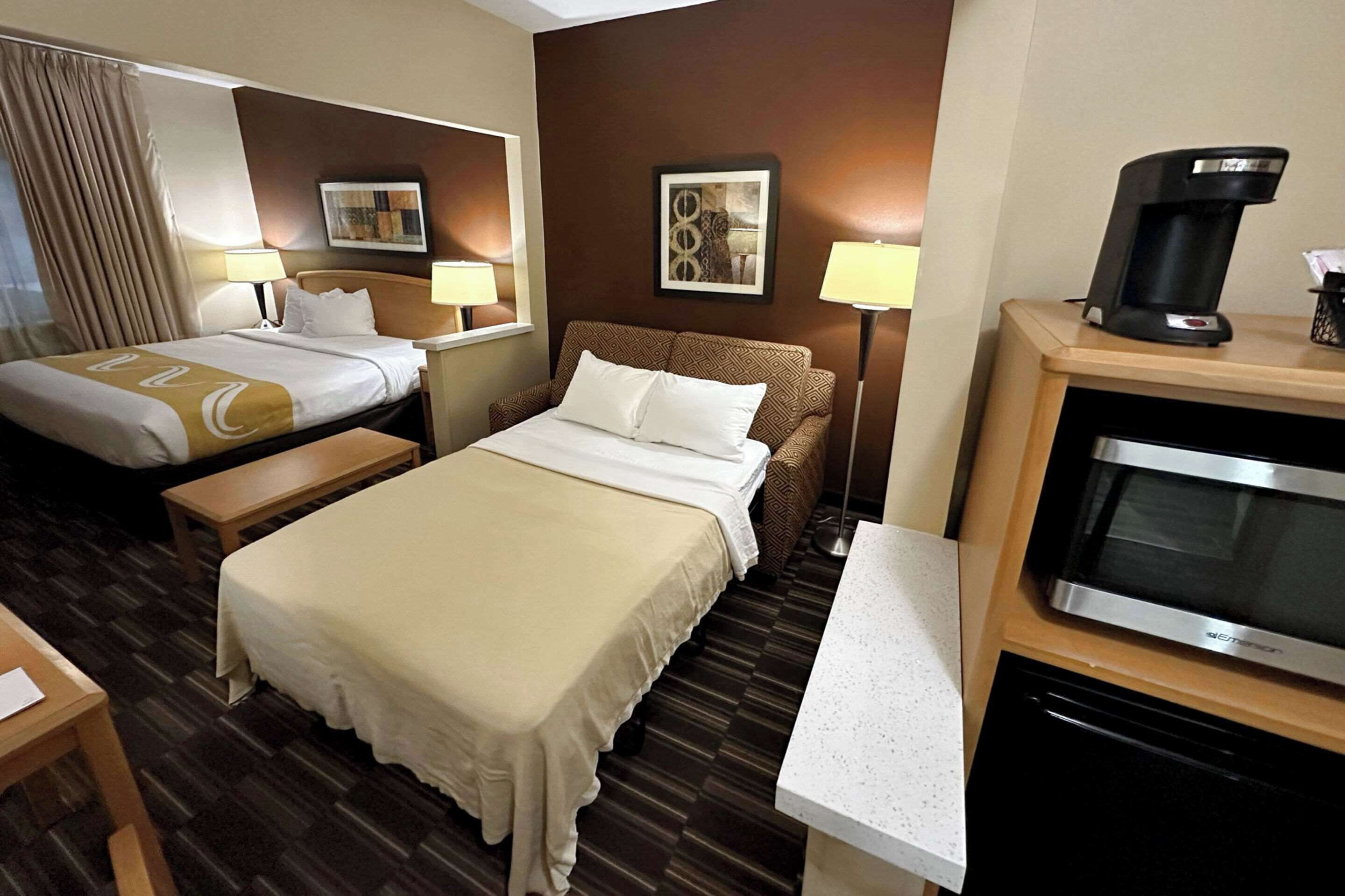 desk, blackout curtains, iron/ironing board, free wifi