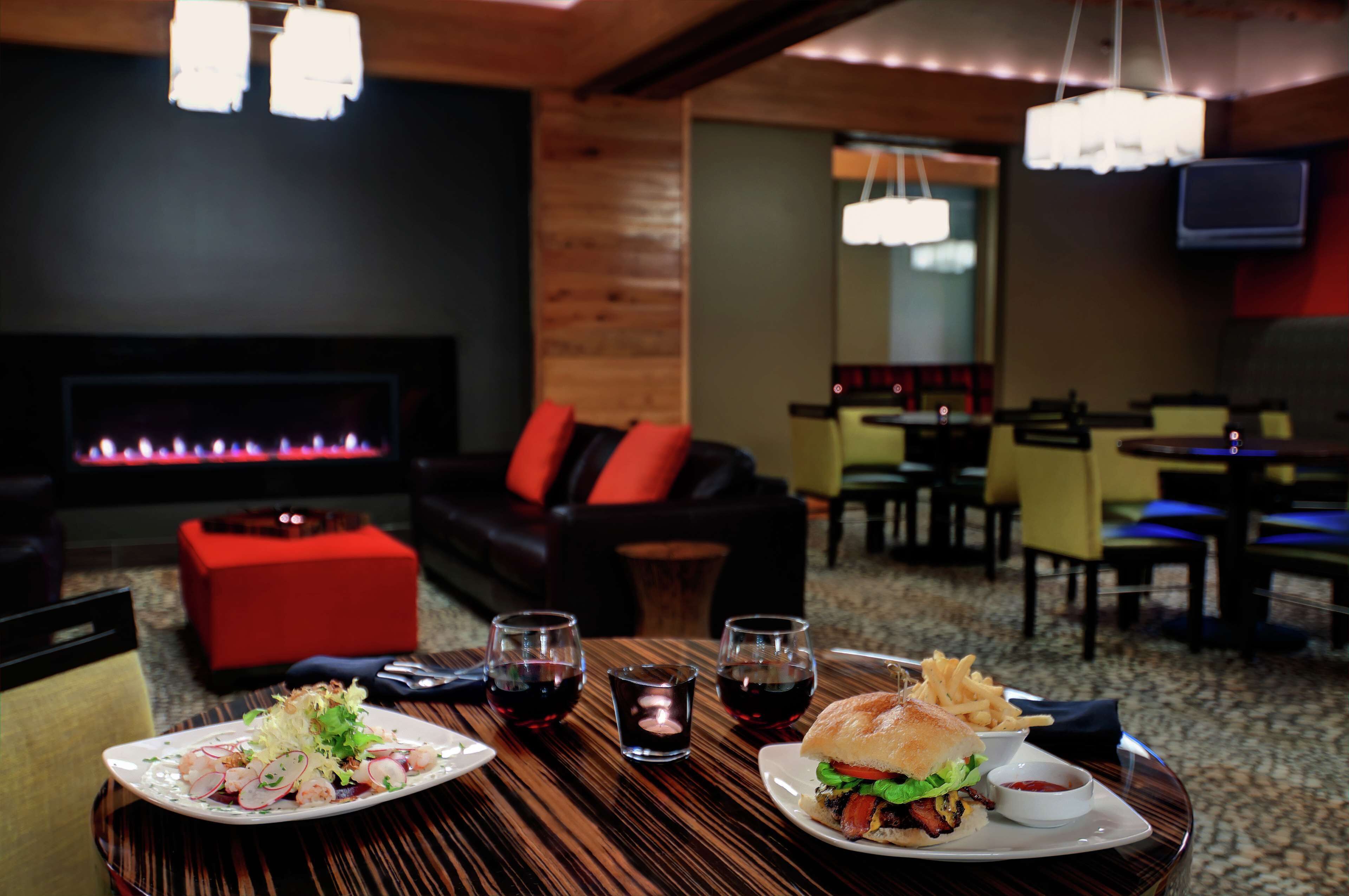 Photo - DoubleTree by Hilton Portland