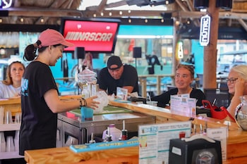 Bar (on property) at Siesta Key Beach Resort and Suites