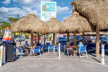 Restaurant on-premise at Siesta Key Beach Resort and Suites