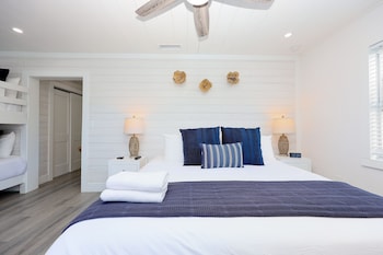 Siesta Bunk Room | Down comforters, individually furnished, iron/ironing board, free WiFi at Siesta Key Beach Resort and Suites
