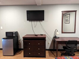 Room, 2 Double Beds | Desk, free WiFi, bed sheets