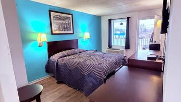 Escritorio, wifi gratis y ropa de cama