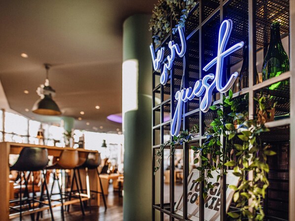 Bar (on property) - Mercure Hotel Hamburg City (Hamburg)