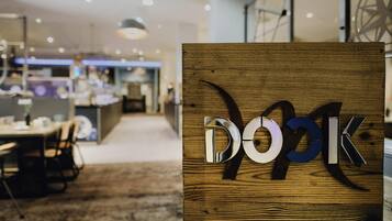 Frühstücksbuffet unter der Woche (26 EUR pro Person)