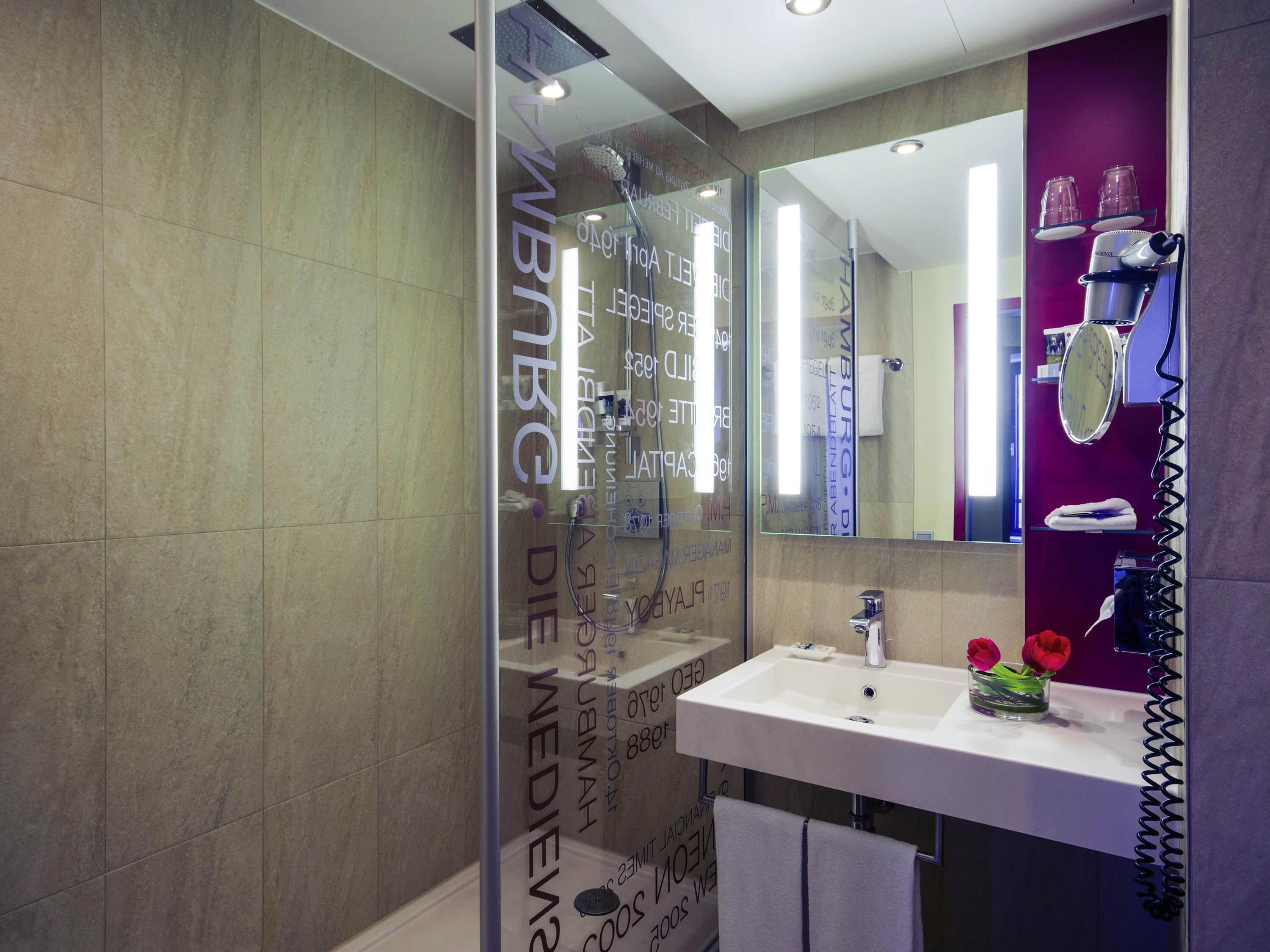 저자극성 침구, 객실 내 금고, 책상, 방음 설비