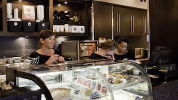 Daily cooked-to-order breakfast for a fee