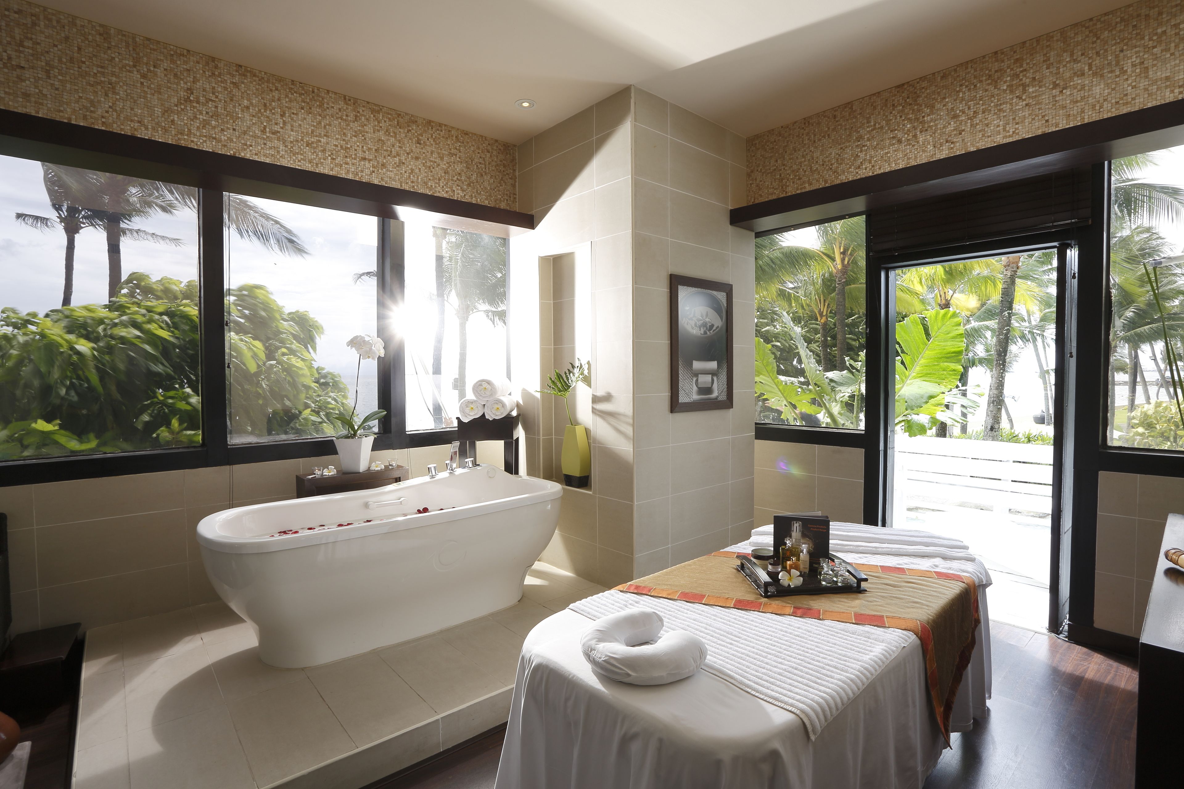 couples treatment room(s), sauna, body treatments, body wraps