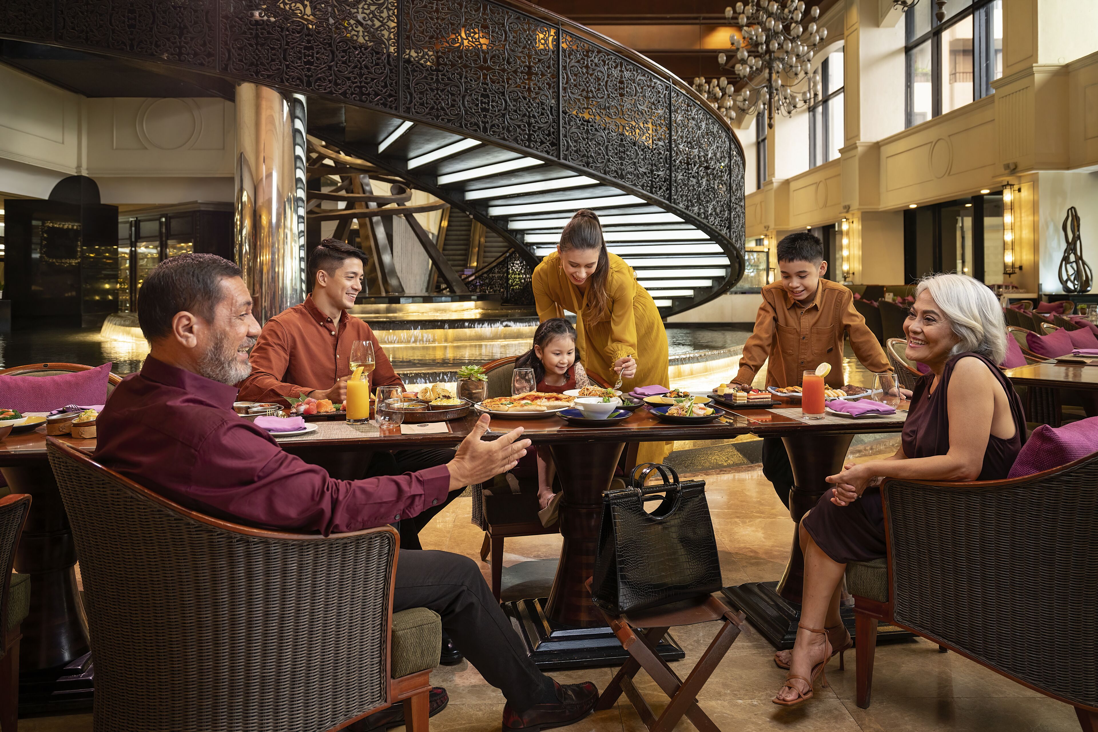 daily buffet breakfast for a fee