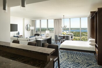 Family Suite | Premium bedding, pillowtop beds, in-room safe, desk at Hyatt Regency Orlando