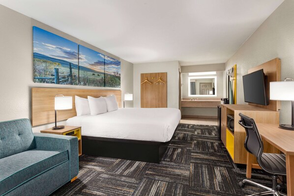 Decoración personalizada, muebles diferentes y escritorio 