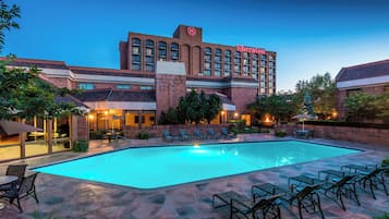 Seasonal outdoor pool