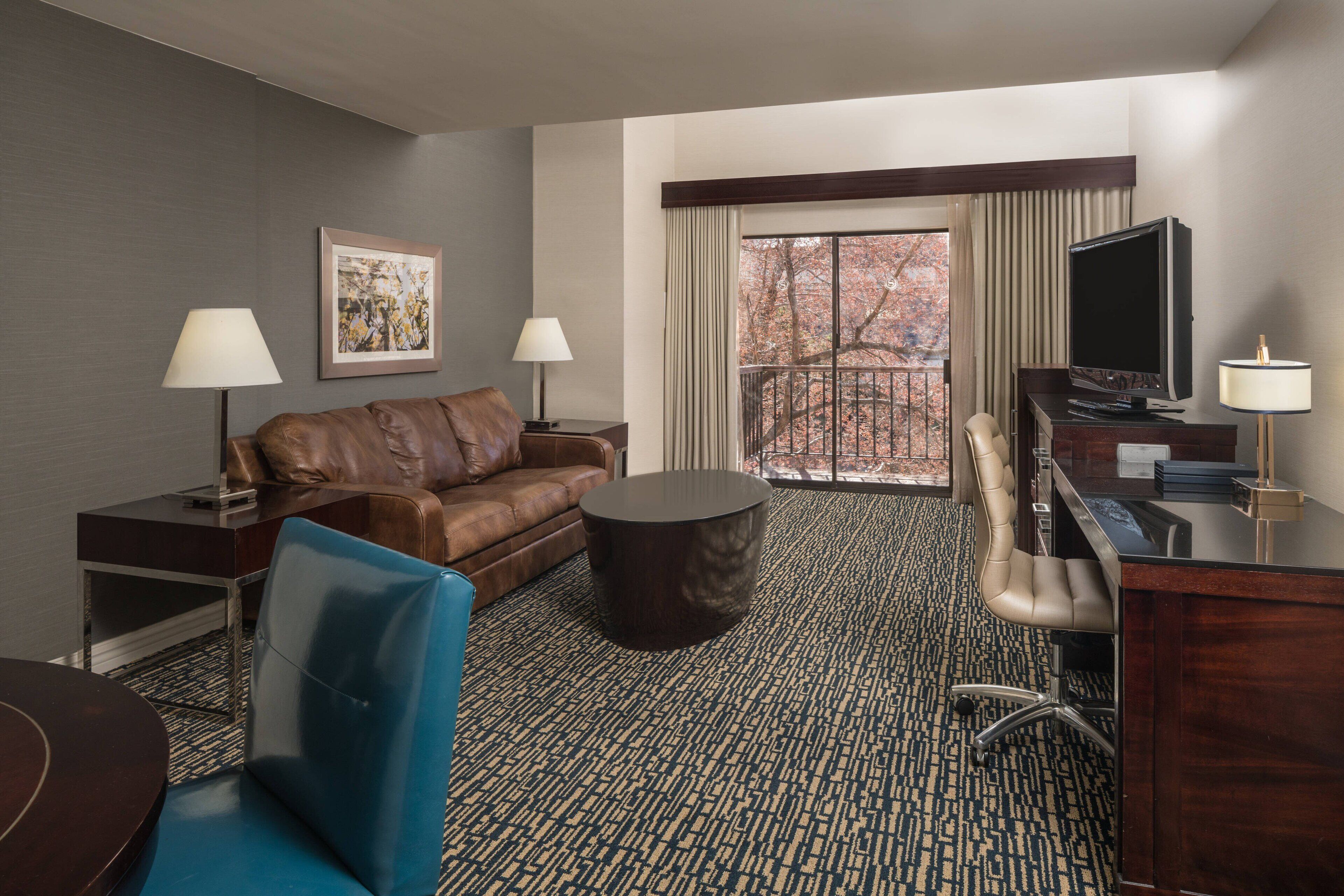 42-inch lcd tv with digital channels, tv