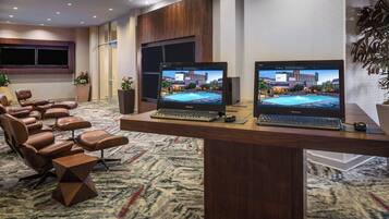 ุงูู
ูุดุฃุฉ ู
ู ุงูุฏุงุฎู