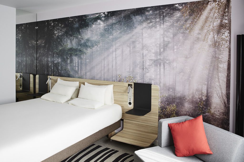 superior room, 1 queen bed | 1 bedroom, in-room safe, laptop workspace, blackout curtains