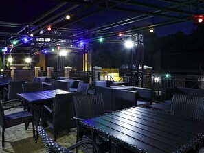 Bar (on property) - Novotel York Centre (York)