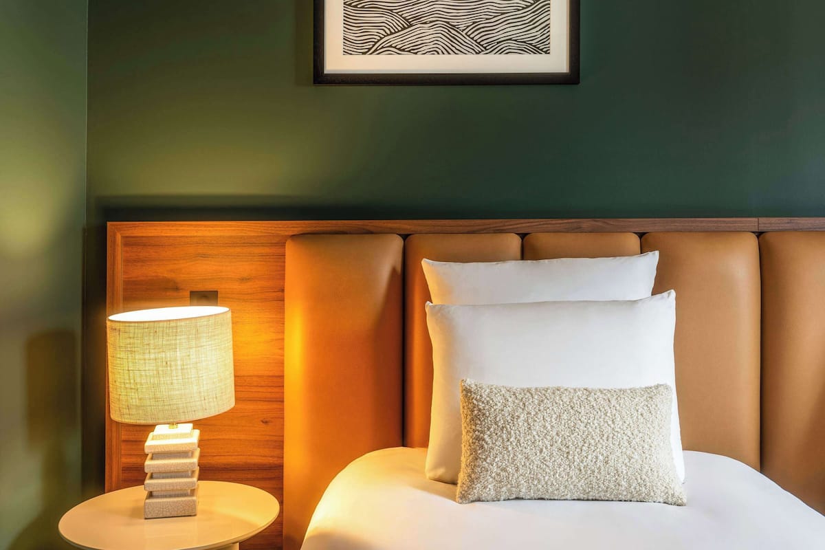 1 bedroom, premium bedding, individually decorated
