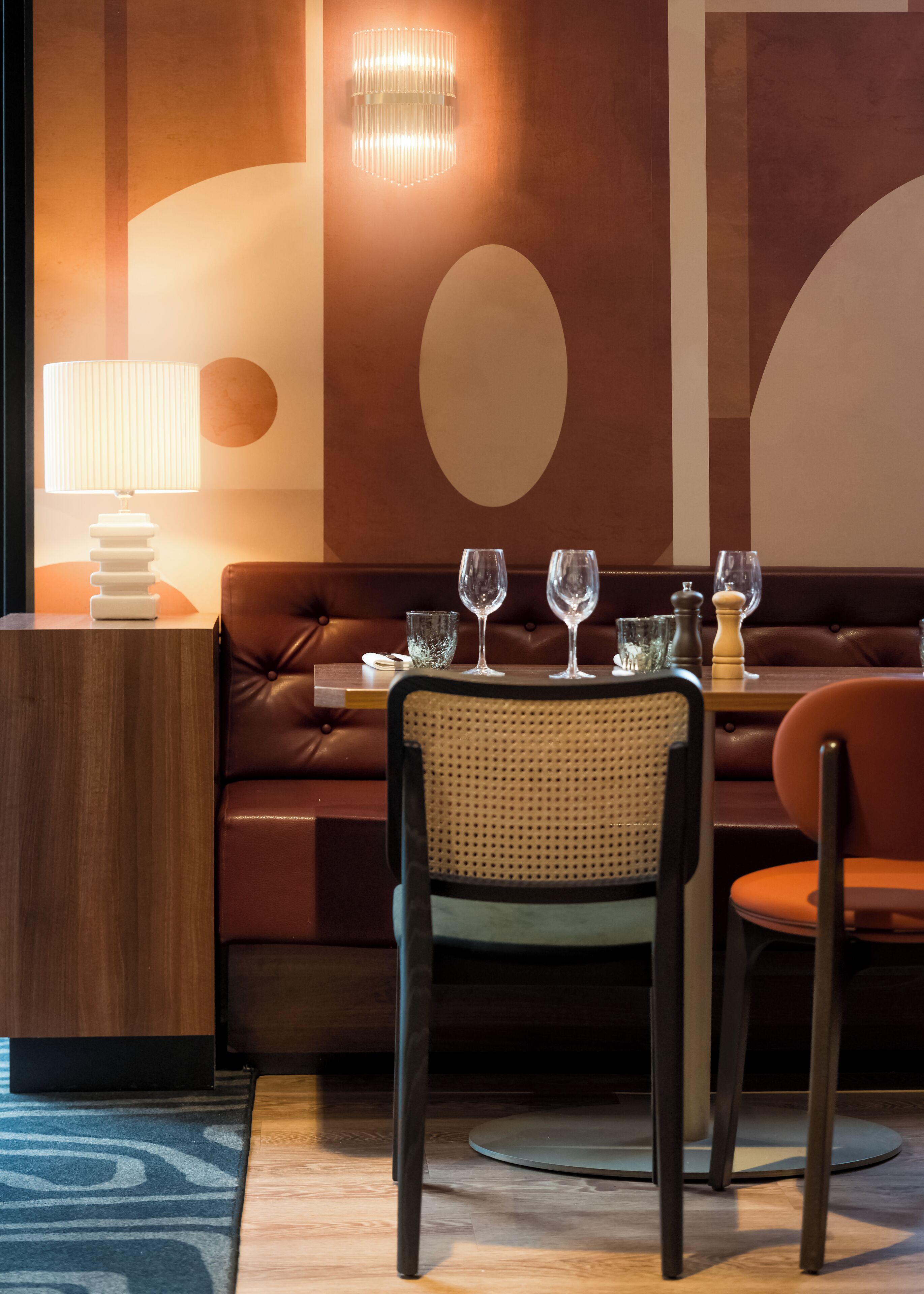 lunch and dinner served, french cuisine