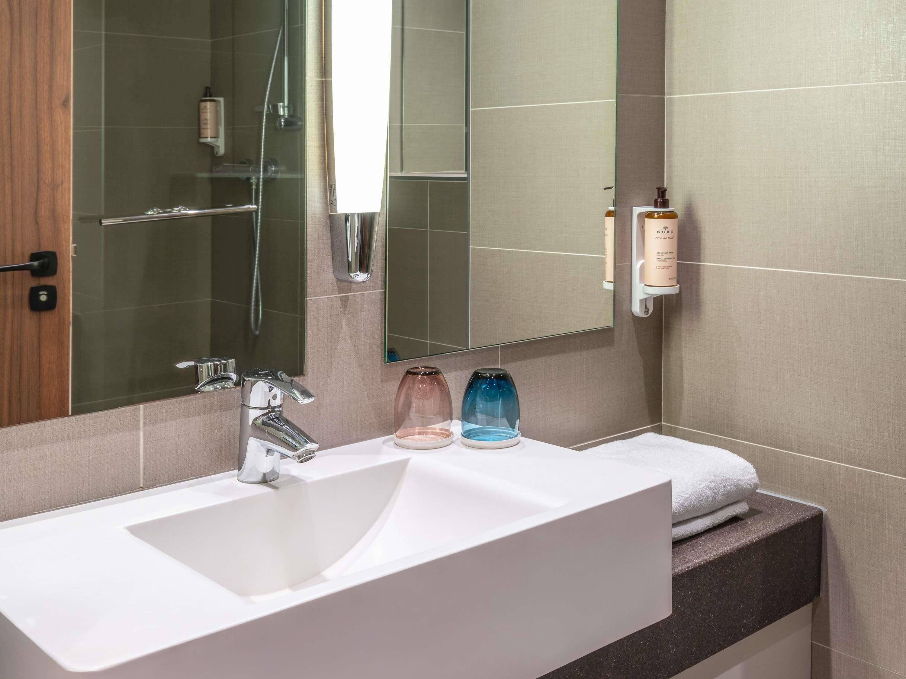 1 bedroom, premium bedding, individually decorated