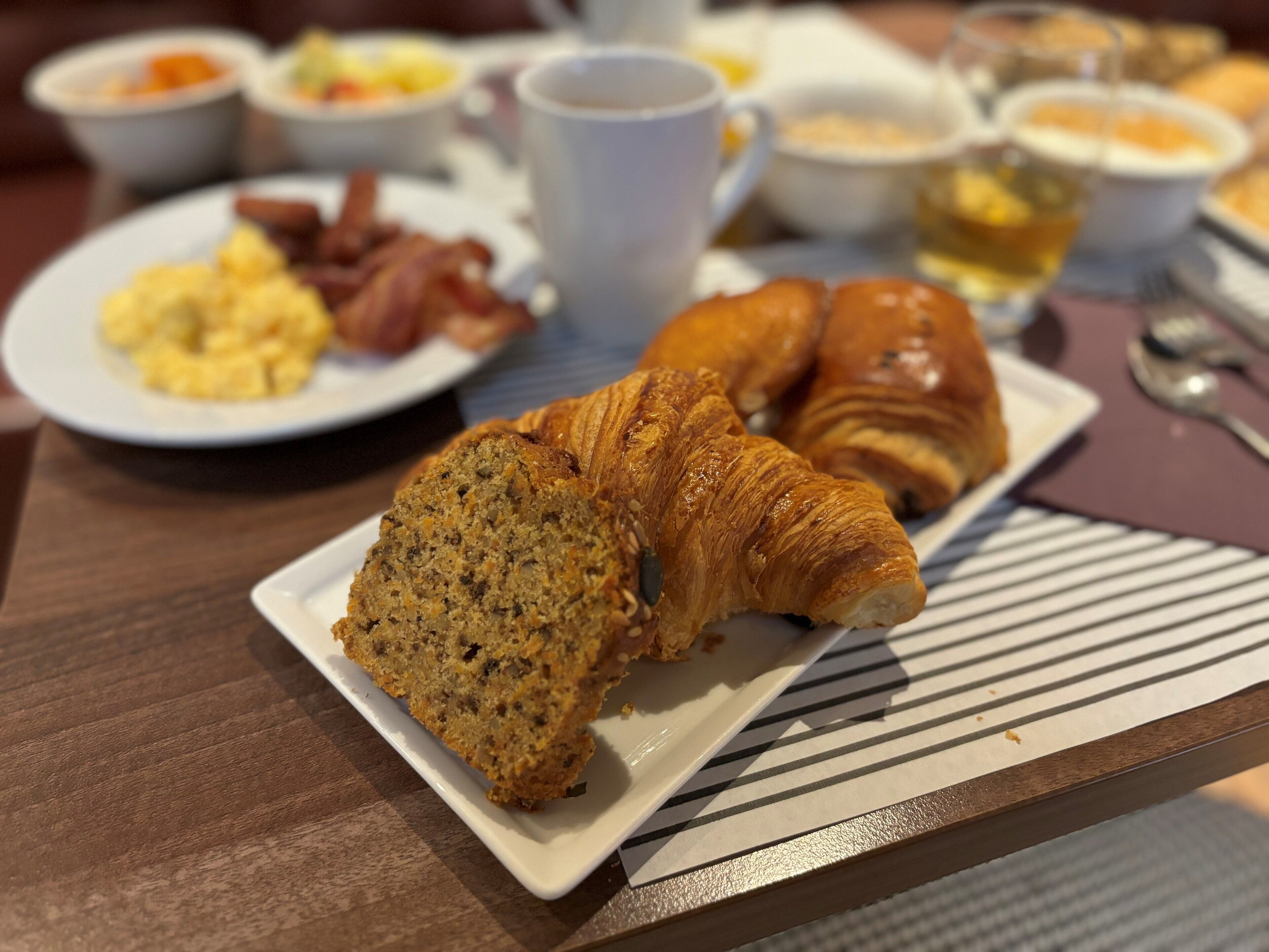 daily buffet breakfast (eur 20 per person)