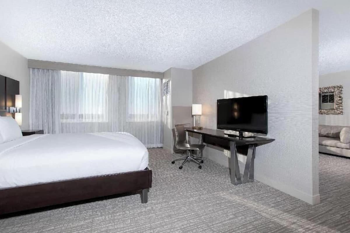 Premium bedding, down comforters, pillowtop beds, in-room safe