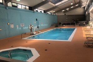 Piscine couverte