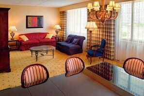 LCD TV, Netflix, streaming services - Long Island Marriott (Uniondale)