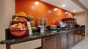 Free daily continental breakfast