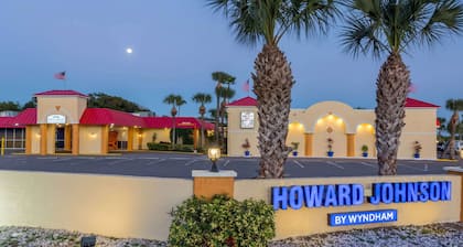 Howard Johnson by Wyndham Lakeland