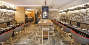 Daily buffet breakfast (CHF 22.00 per person) - Swiss Night by Fassbind (Zürich)